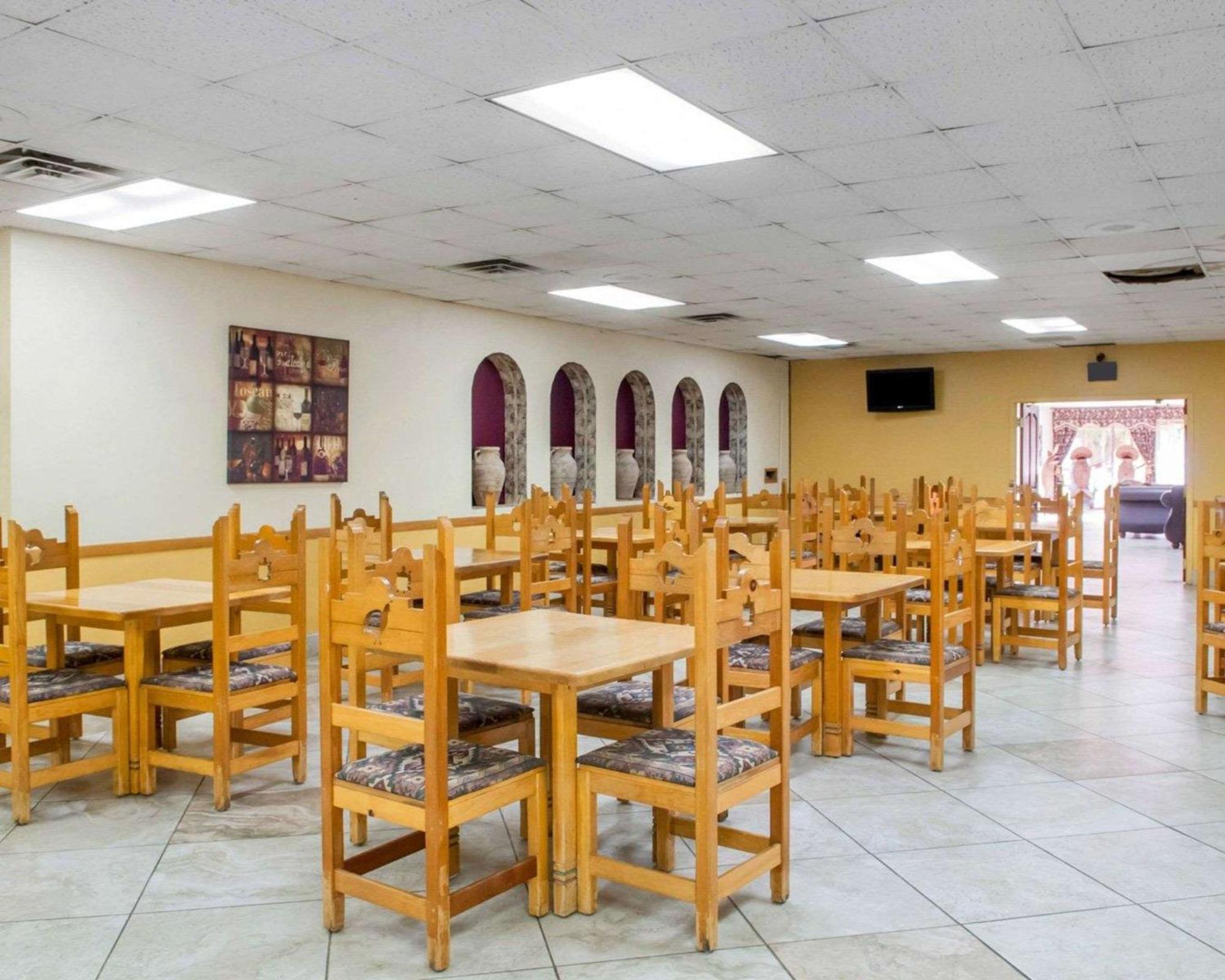 Econo Lodge Carlsbad Caverns Area Extérieur photo