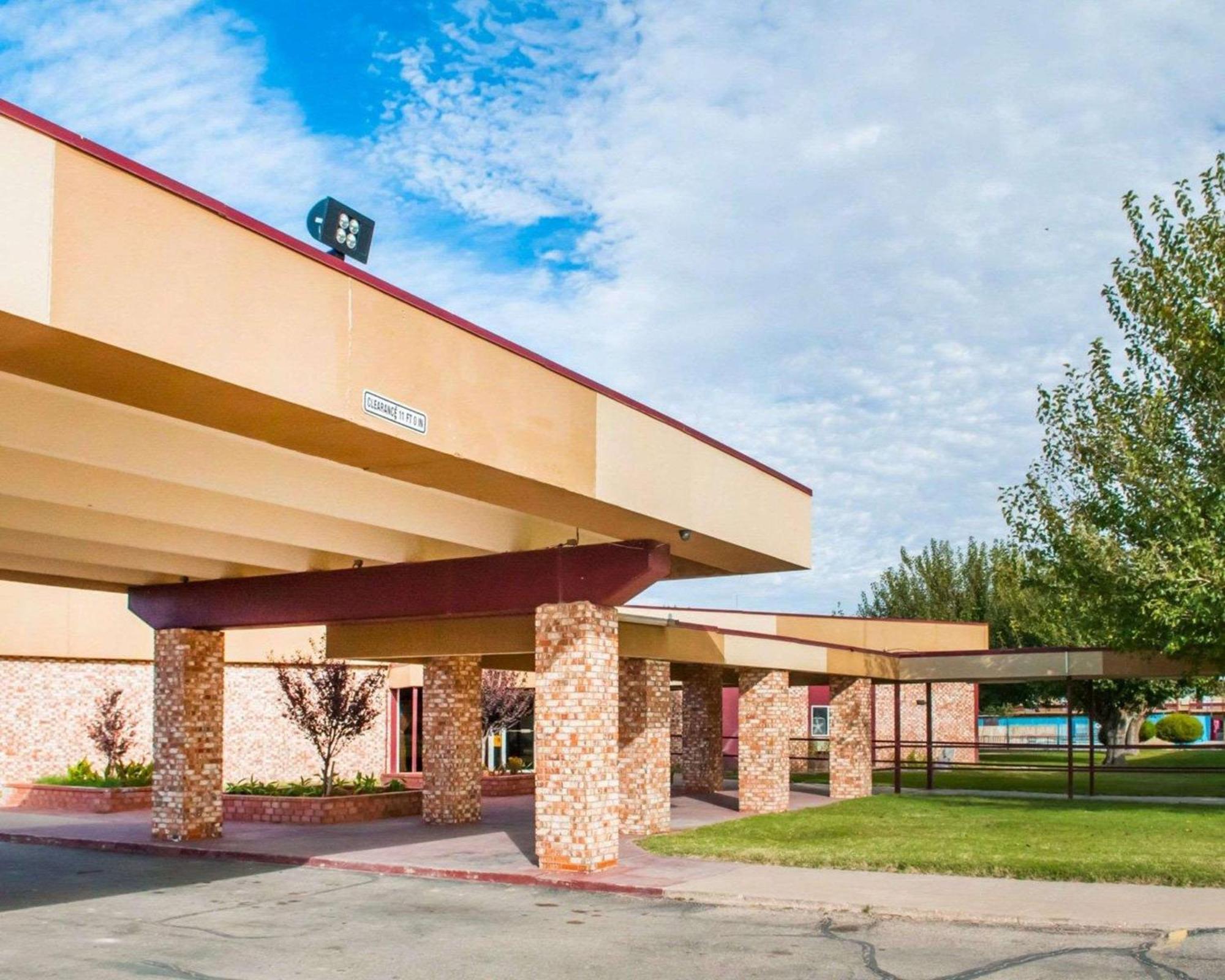 Econo Lodge Carlsbad Caverns Area Extérieur photo