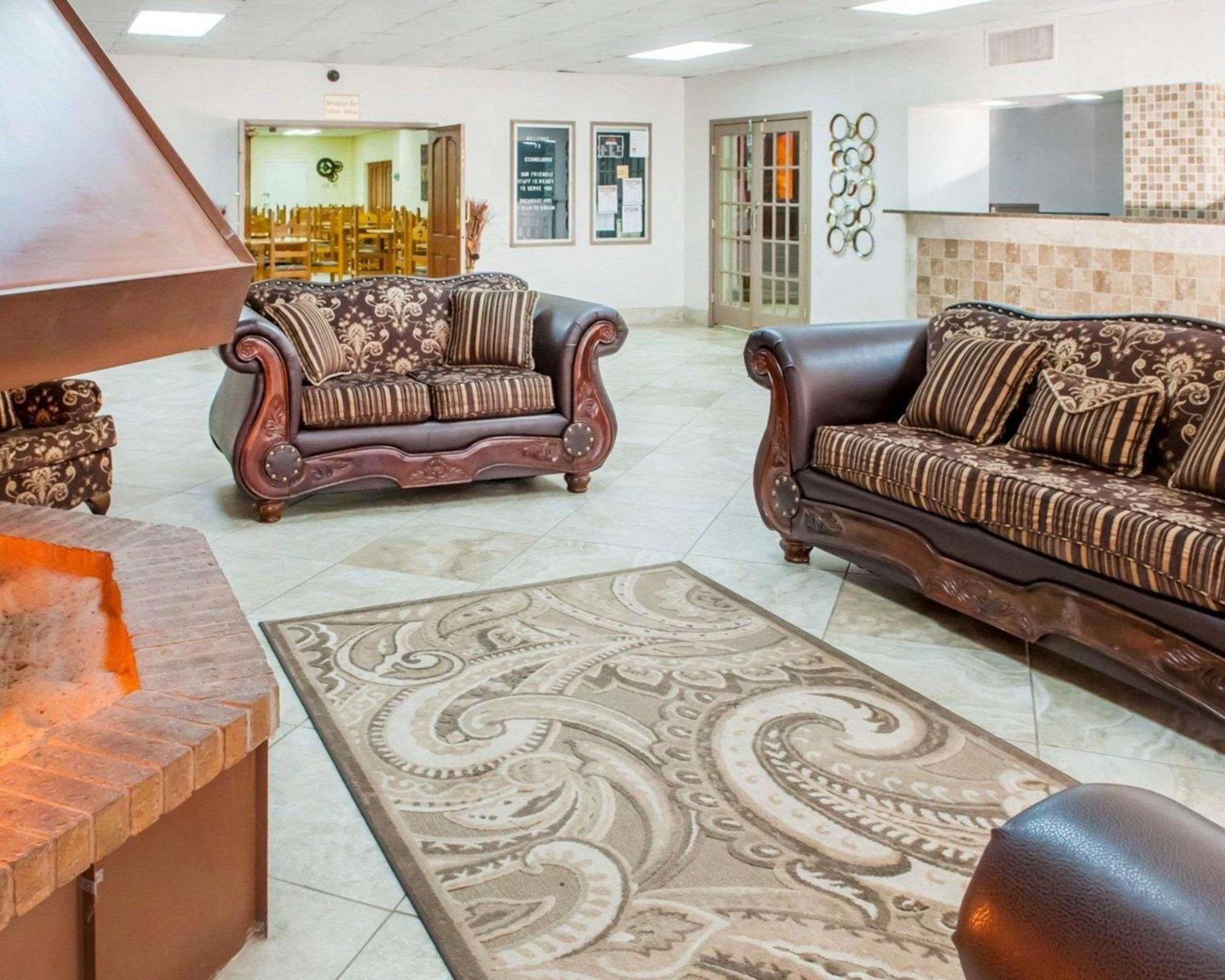 Econo Lodge Carlsbad Caverns Area Extérieur photo