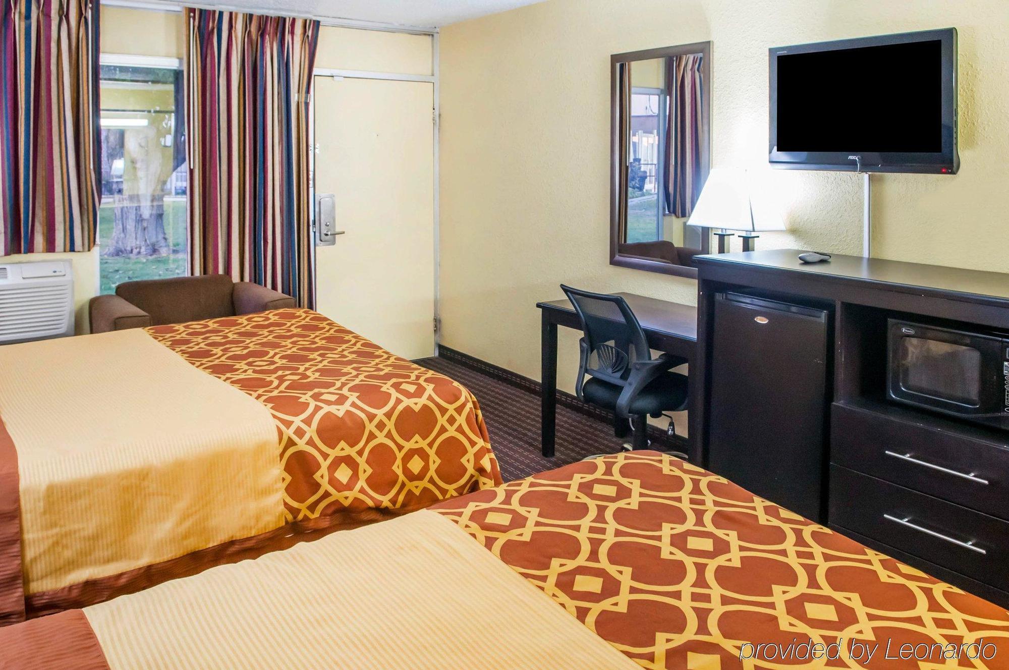 Econo Lodge Carlsbad Caverns Area Extérieur photo